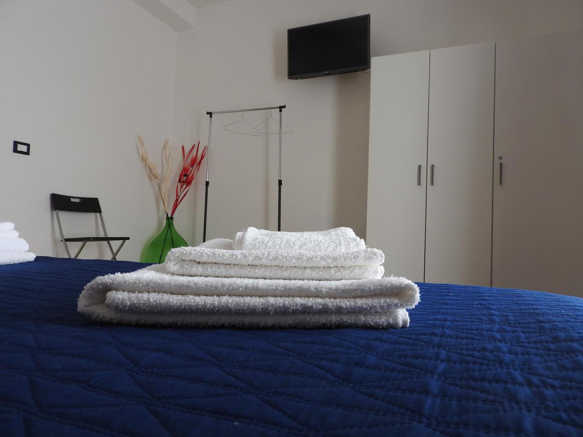 Casa Principe Umberto Apartment Mazzarino Екстериор снимка